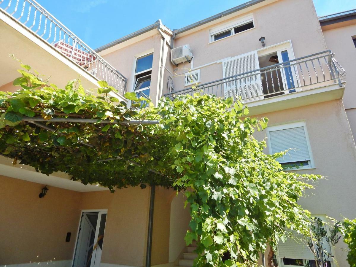 Apartment Marko Подстрана Екстериор снимка